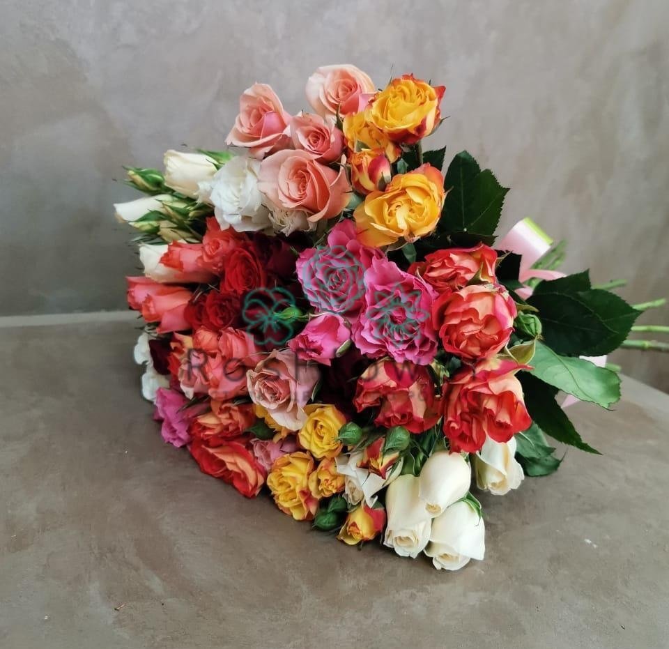 Букет цветов из: Розы в Рахье