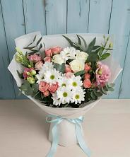 Букет цветов из:  Розы, Лизиантусы и Хризантемы в Рахье