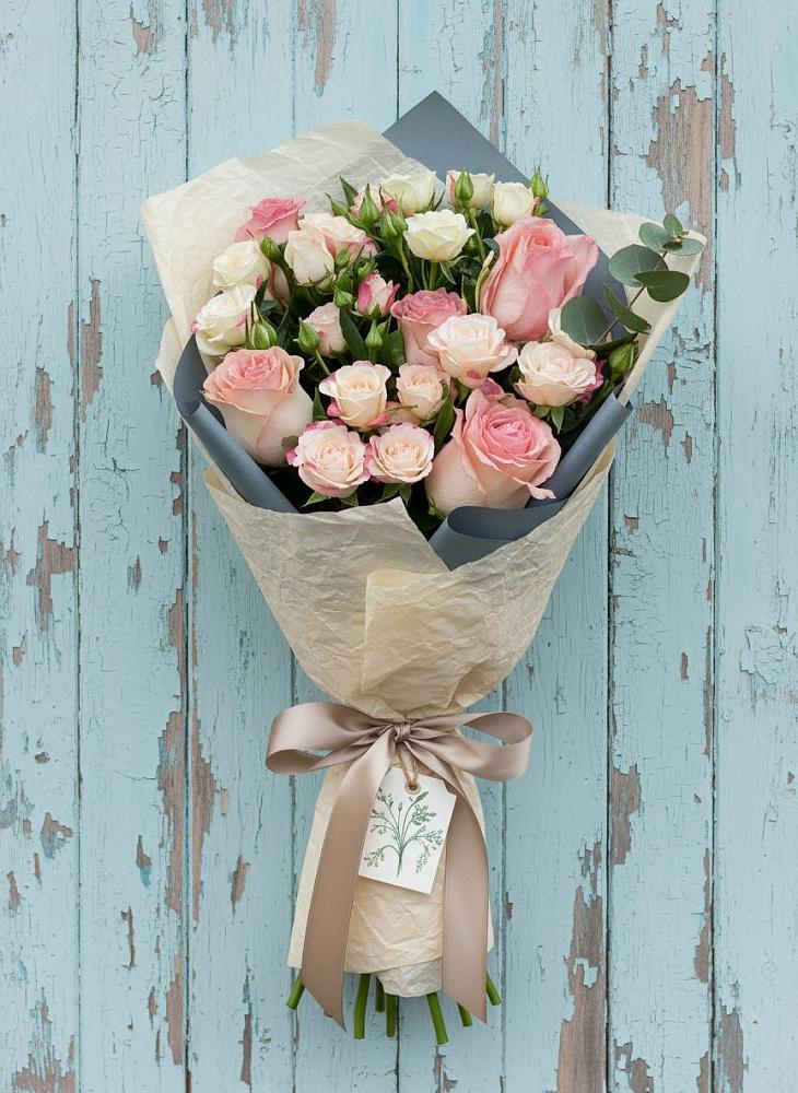 Букет цветов из: Розы в Рахье