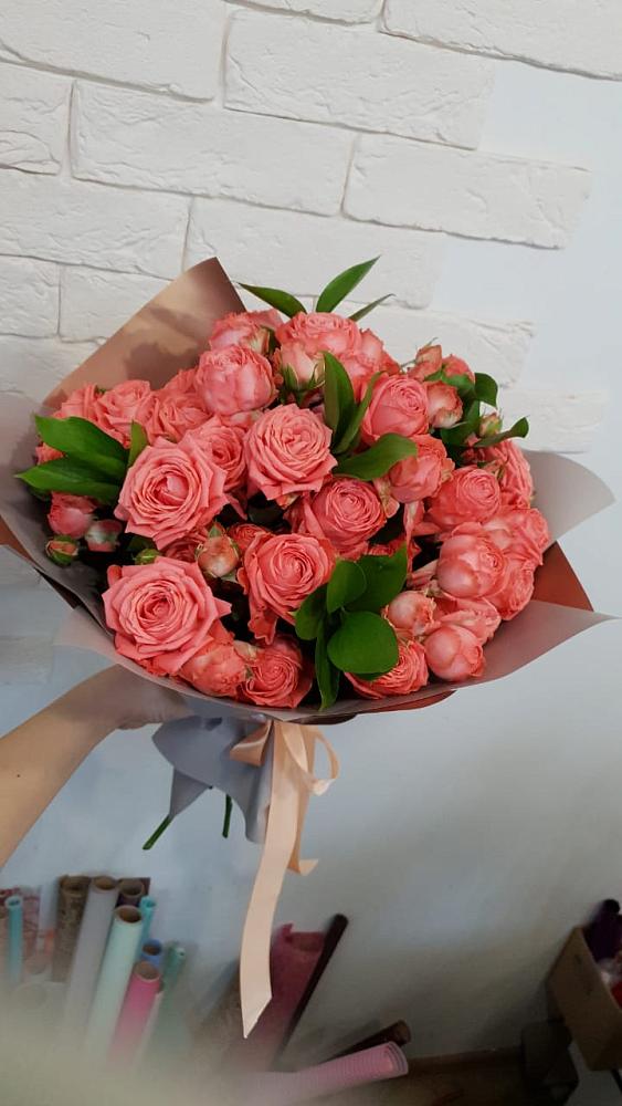 Букет цветов из: Розы в Рахье