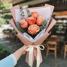 Букет цветов из:  Розы в Рахье