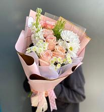 Букет цветов из:  Хризантемы и Розы в Рахье