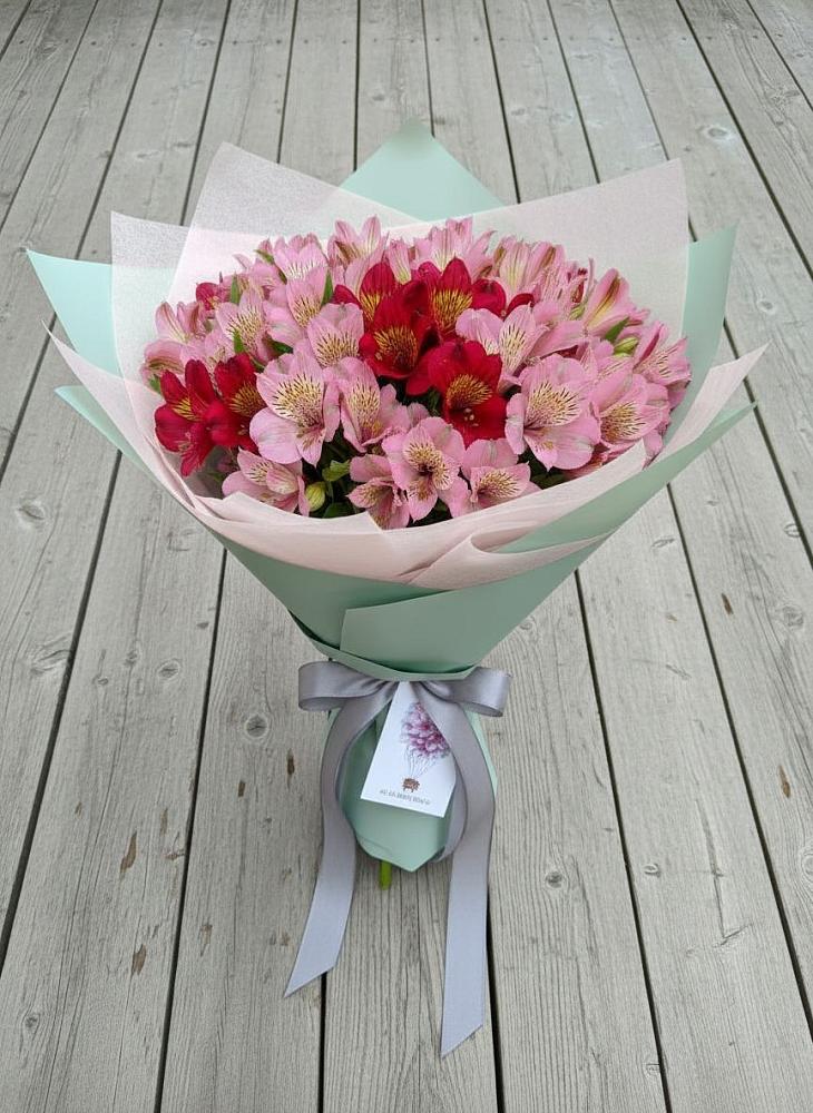 Букет цветов из: Альстромерии в Рахье