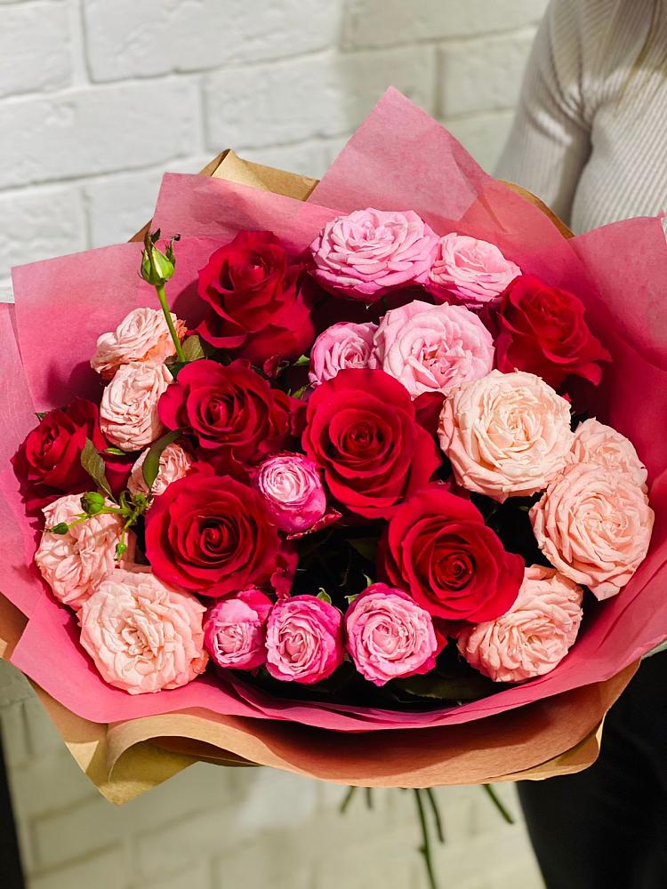 Букет цветов из: Розы в Рахье