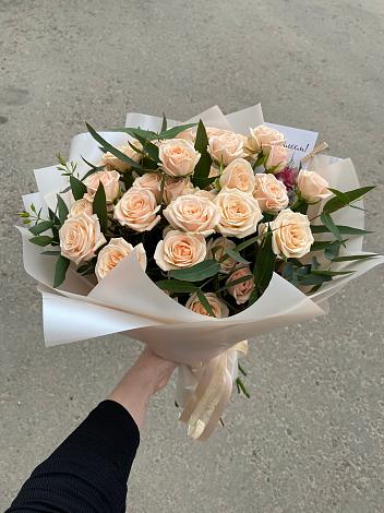 Букет Кремовые розы Латте в Рахье