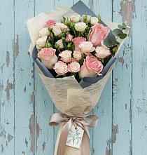 Букет цветов из:  Розы в Рахье
