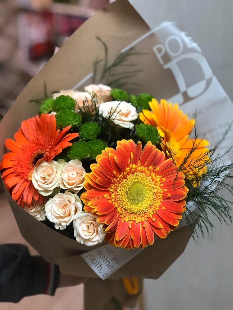 Букет цветов из: Герберы, Хризантемы и Розы в Рахье