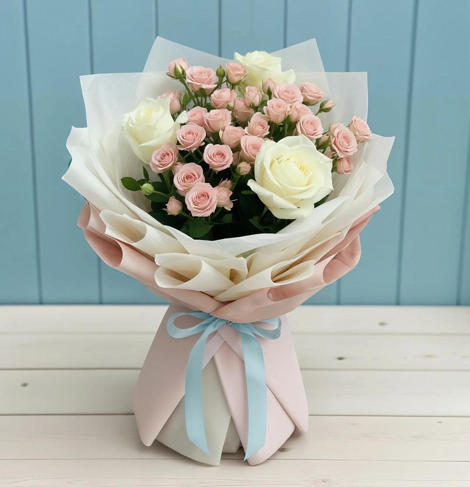 Букет цветов из: Розы в Рахье